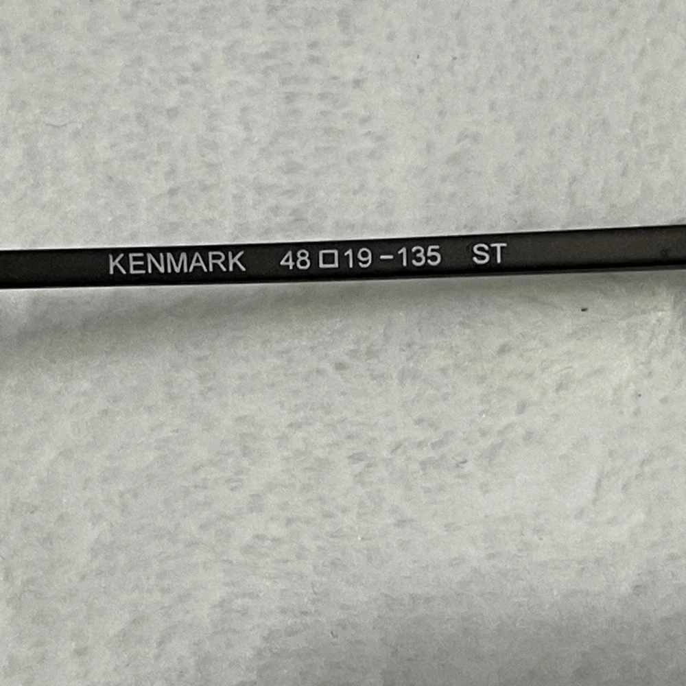 Hush Puppies Kenmark HP365 Gunmetal Rectangular Eyeglasses‎ Frames 48-19-135 ST